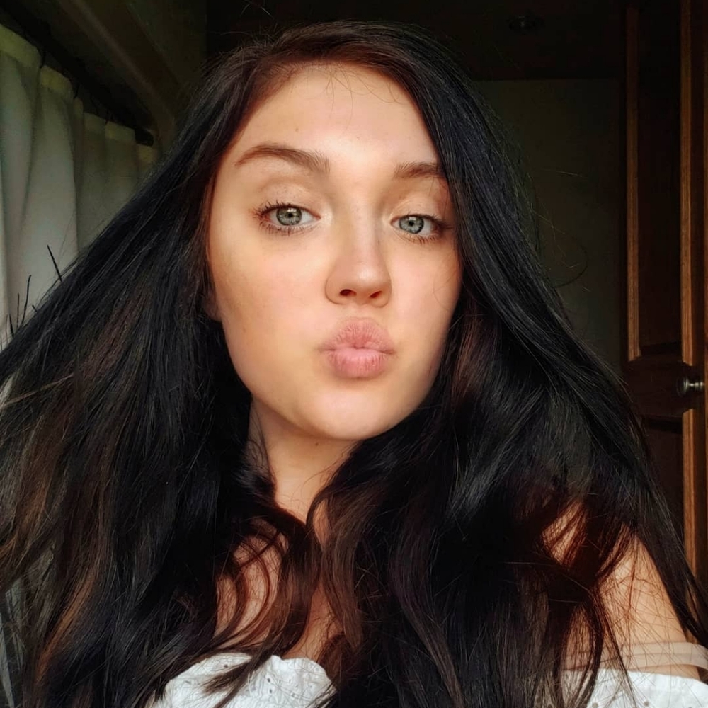 Meet your Posher, Ashlynne